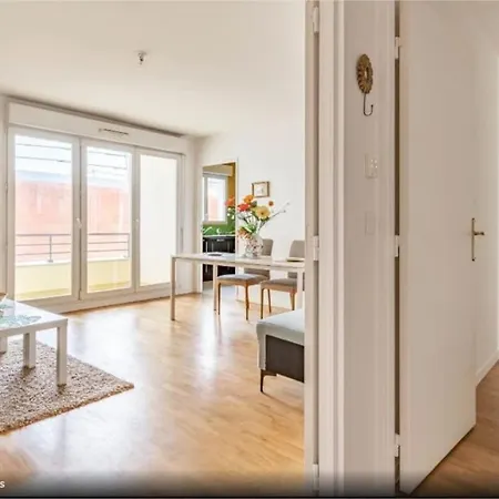 Bel Calme Et Spacieux Proche Des Villages Olympiques Apartment Colombes (Hauts-de-Seine)