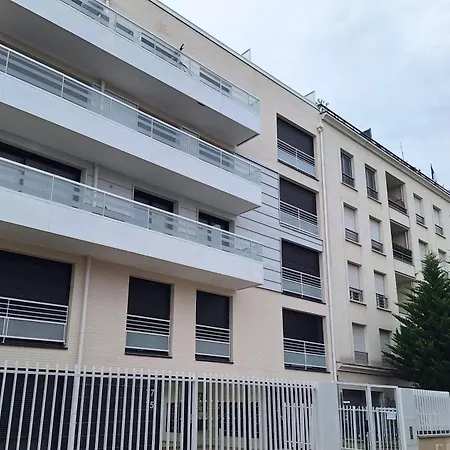 Apartment Bel Calme Et Spacieux Proche Des Villages Olympiques